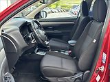 Mitsubishi Outlander 2,2 DI-D 150PS  Intense+ -7 4x - náhled 12