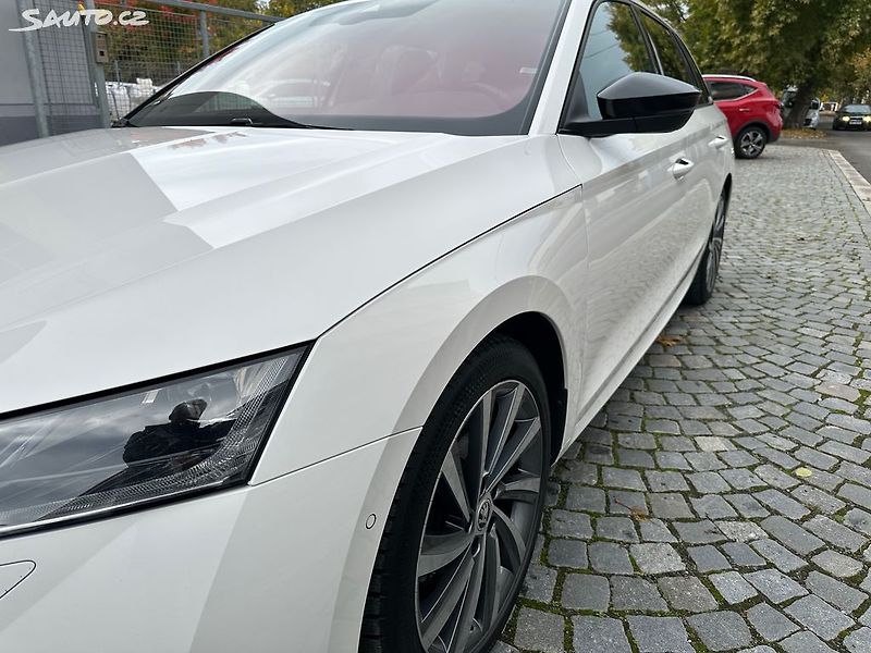 Škoda Octavia 2,0 TDI Sportline paket - fotka 3 z 43
