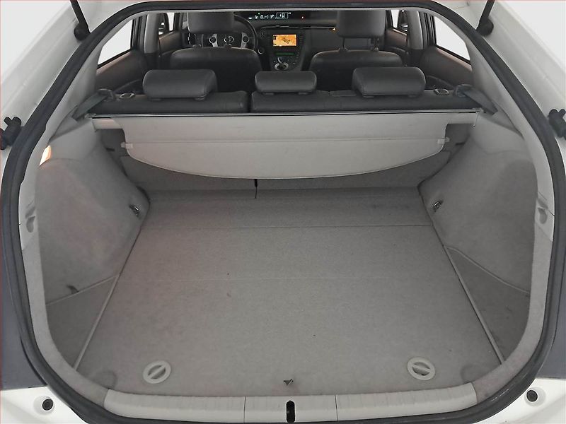 Toyota Prius (2009) 1.8 VVT-i HSD, Automat, Navi - fotka 14 z 18