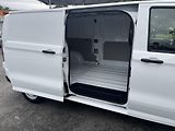Volkswagen Transporter (2025) 2,0 TDI 110kW skříň DR - náhled 8