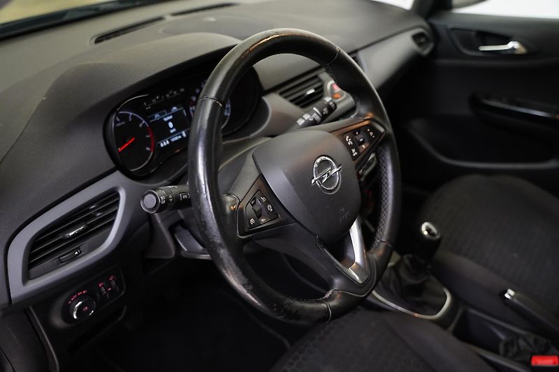 Opel Corsa - fotka 14 z 25