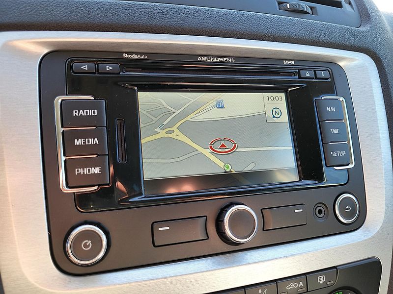 Škoda Octavia 2.0 TDi 103kW SCOUT 4x4 - fotka 14 z 45