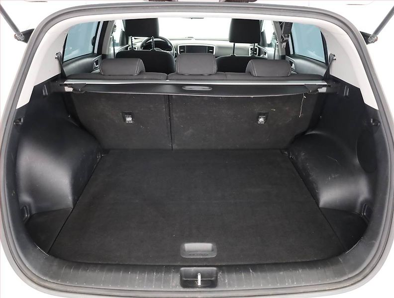 Kia Sportage (2020) Style 1.6 CRDi, 4X4 - fotka 17 z 17