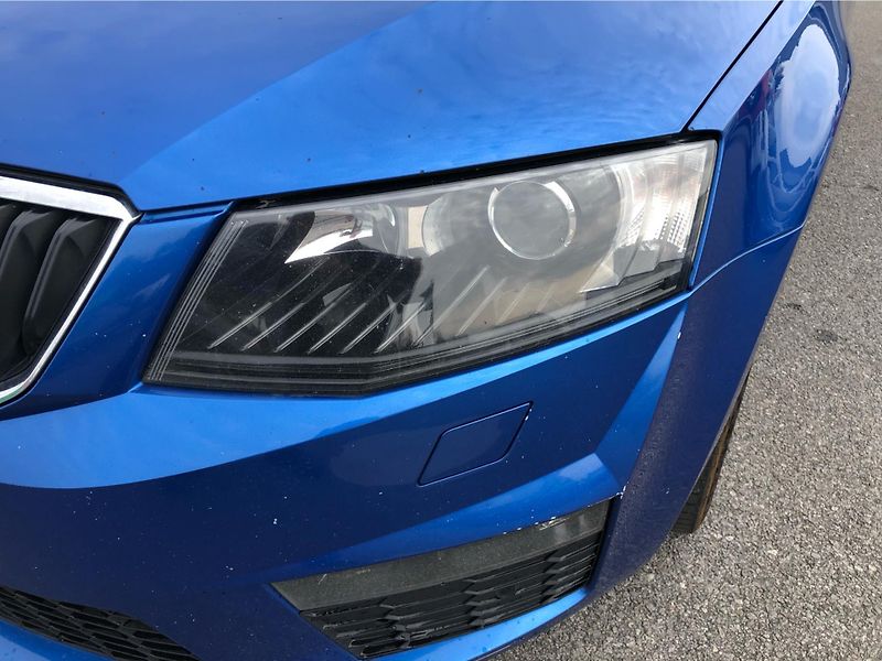 Škoda Octavia Combi 2,0 TDI RS - fotka 24 z 30