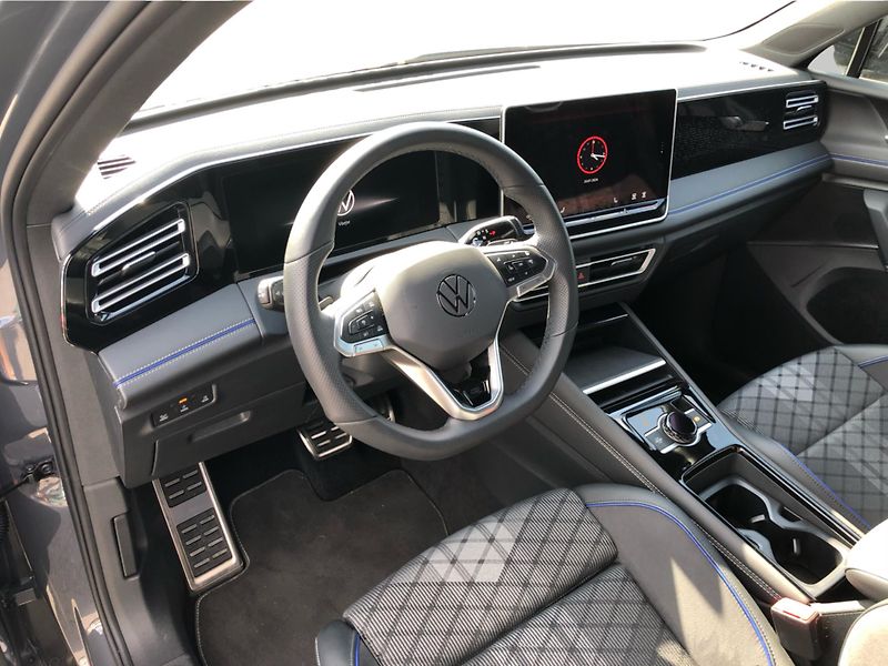 Volkswagen Tiguan R-Line People 1,5 eTSI 110kW m - fotka 5 z 30