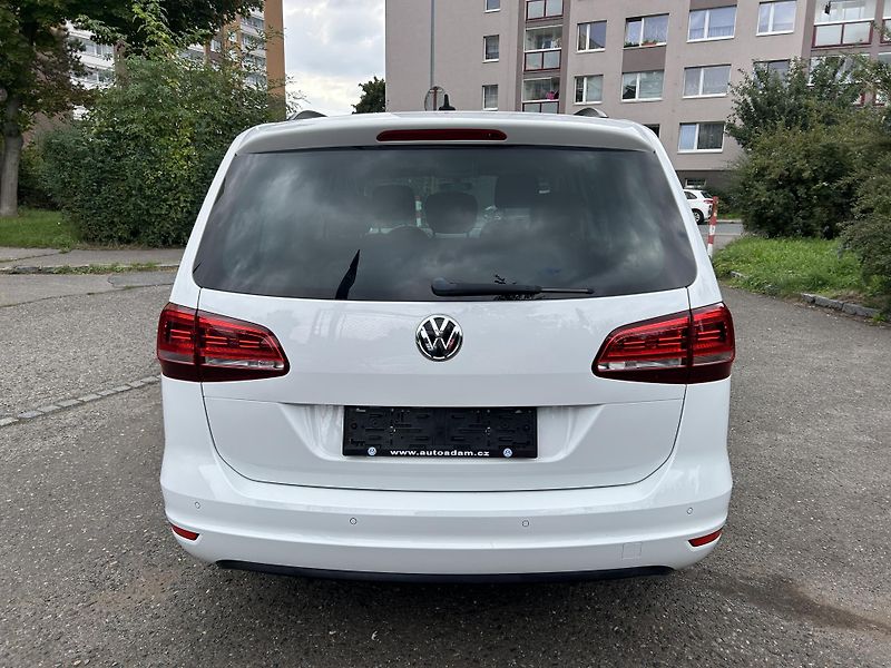 Volkswagen Sharan (2016) 1,4TSi 110 Comfortline 7 míst  - fotka 15 z 58