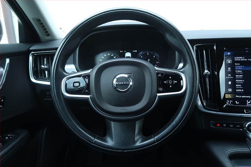 Volvo V90 (2018) D4, Automat, Serv.kniha, Kůže - fotka 24 z 27