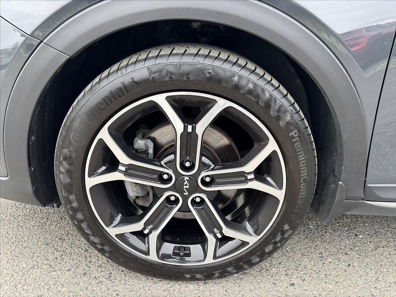 Kia XCeed 1,5 AT Black Edition ZÁRUKA - fotka 40 z 47