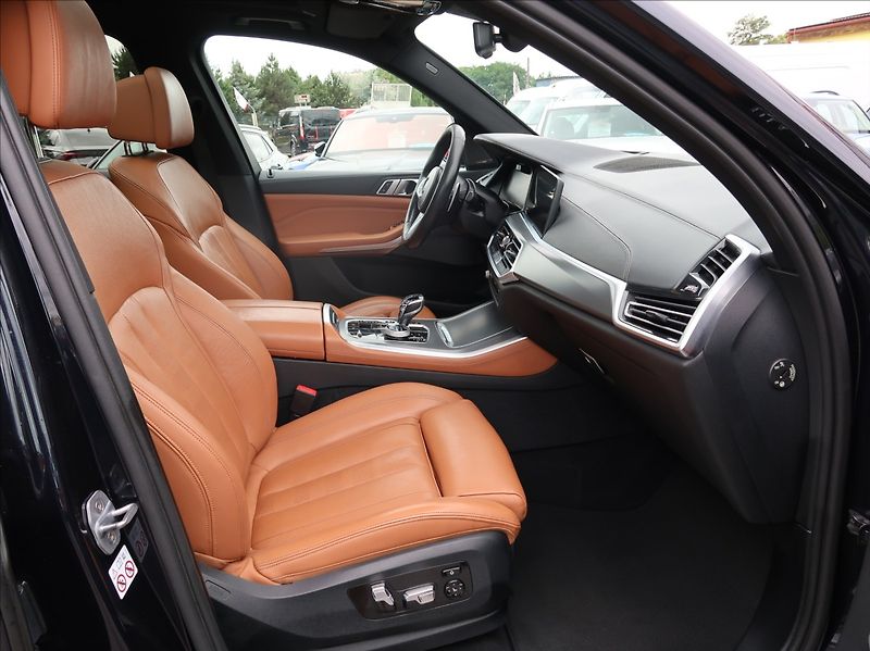 BMW X5 3,0 d,195kW,M-paket,NovéČR,DPH - fotka 13 z 28