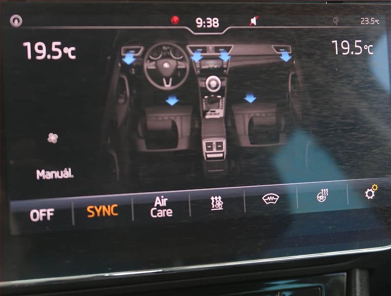 Škoda Superb (2018) Style 2.0 TDI, Automat - fotka 24 z 26