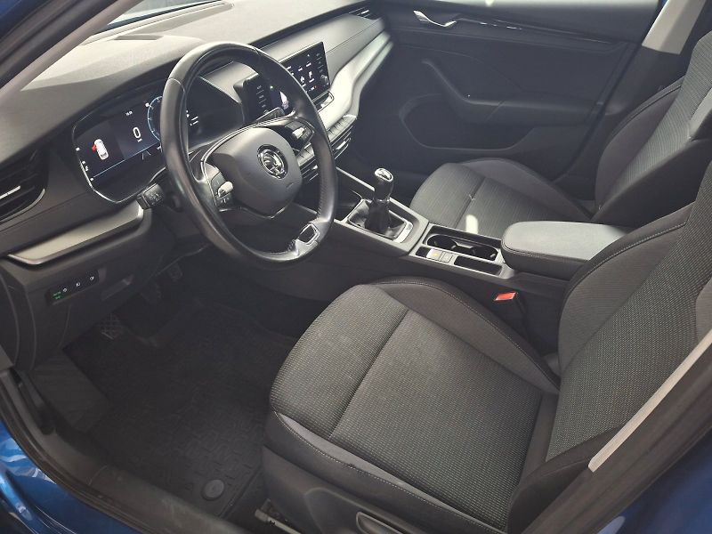 Škoda Octavia (2020) Combi Ambition Plus 1,5TSi 110 - fotka 6 z 33