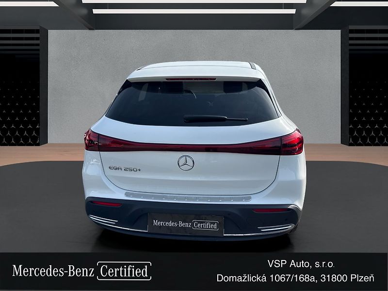 Mercedes-Benz EQA 250+ - fotka 4 z 20