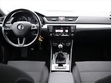 Škoda Superb 2,0 TDI 110kW CZ 4x4 Xenon - náhled 21