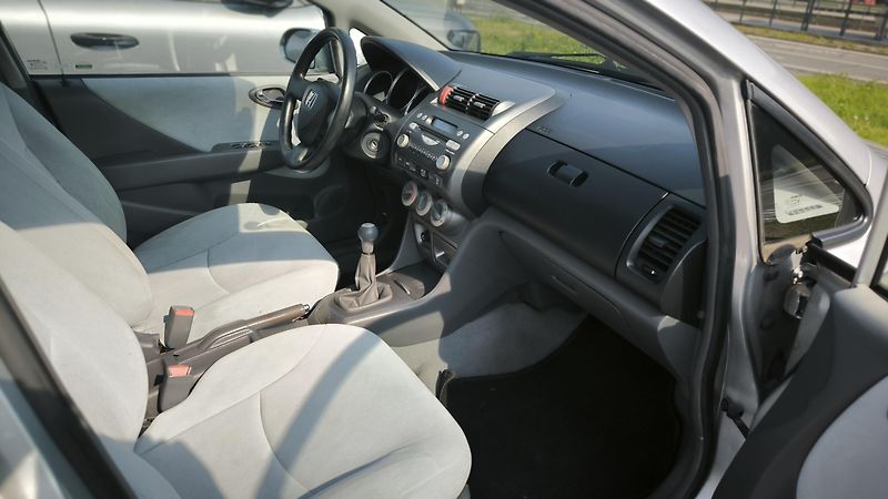 Honda City (2006) - fotka 9 z 15