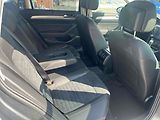 Volkswagen Passat 2.0 BiTDI 176kW 4MOT DSG Highl - náhled 11