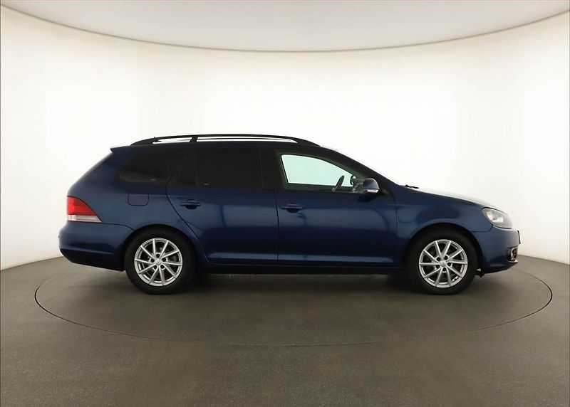 Volkswagen Golf (2010) 1.4 TSI, Tempomat - fotka 6 z 12