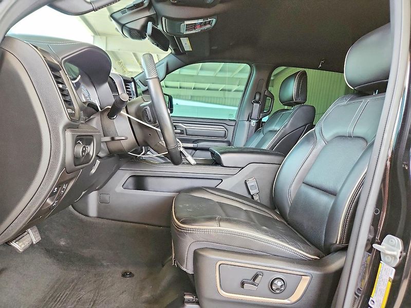 Dodge RAM (2019) 1500 LIMITED  - fotka 7 z 11