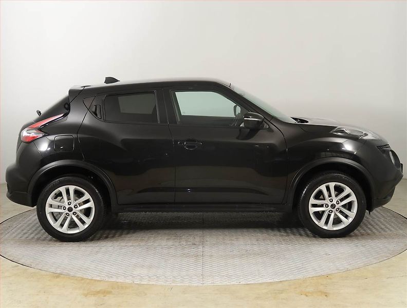 Nissan Juke (2017) 1.2 DIG-T, Navi, Tempomat - fotka 6 z 18
