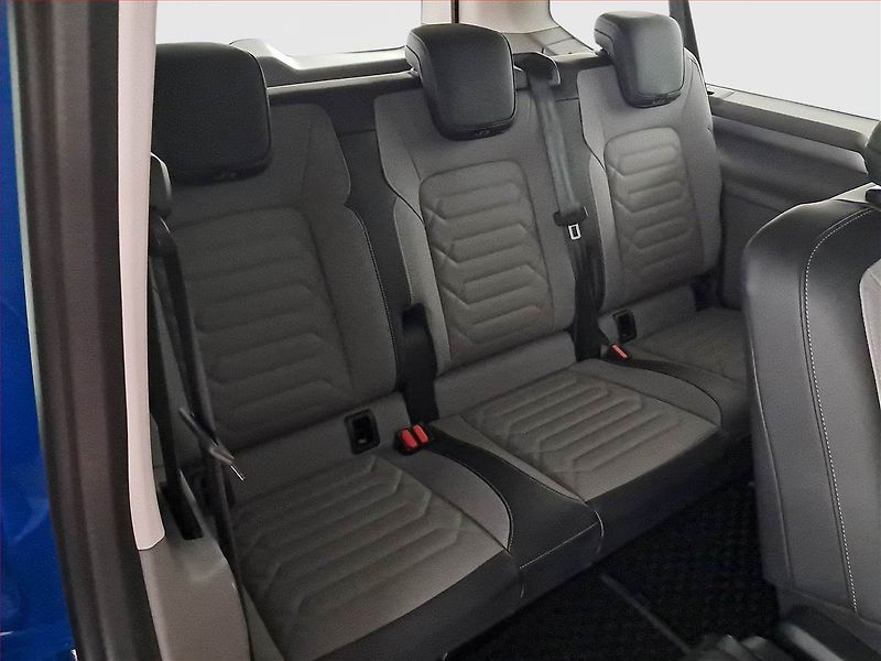 Volkswagen Caravelle (2025) Style 2.0 TDI 4Motion, ČR - fotka 17 z 21
