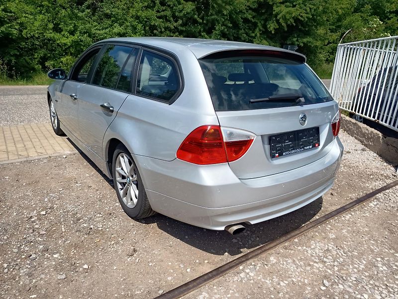 BMW Řada 7 (2006) 2.0 95kw - fotka 17 z 49