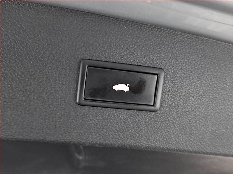 Audi A7 (2012) 3.0 TDI, Automat, Kůže, Navi - fotka 24 z 24