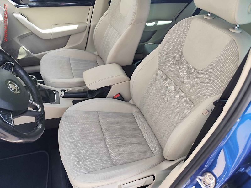 Škoda Octavia (2019) 2.0TDI, ČR, Style, LED, panor - fotka 8 z 33