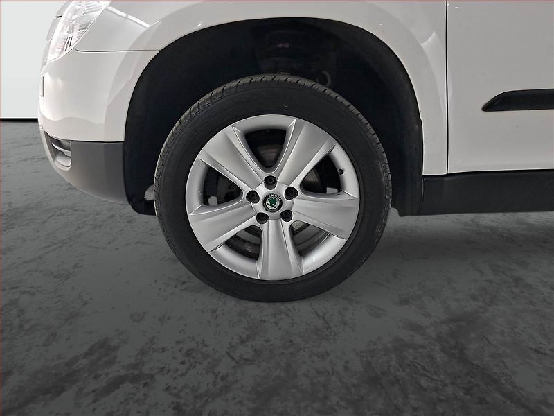 Škoda Yeti (2011) 2.0 TDI, 4X4, Xenony - fotka 14 z 19