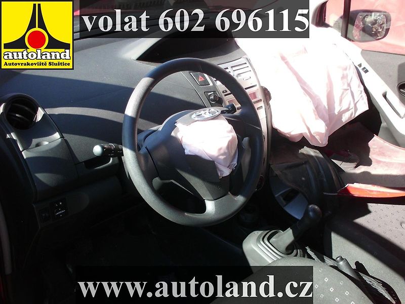 Toyota Yaris (2008) VOLAT 602 696115 - fotka 5 z 9