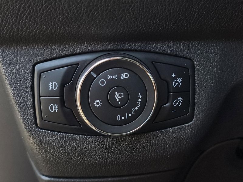 Ford Tourneo Courier (2018) 1.0 73kW, ČR, Serv. kniha, Výh - fotka 15 z 26
