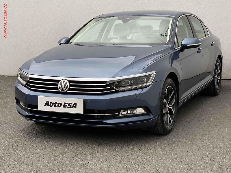 Volkswagen Passat (2015) 1.8TSi, ČR, LED, navi, kamera - fotka 3 z 18