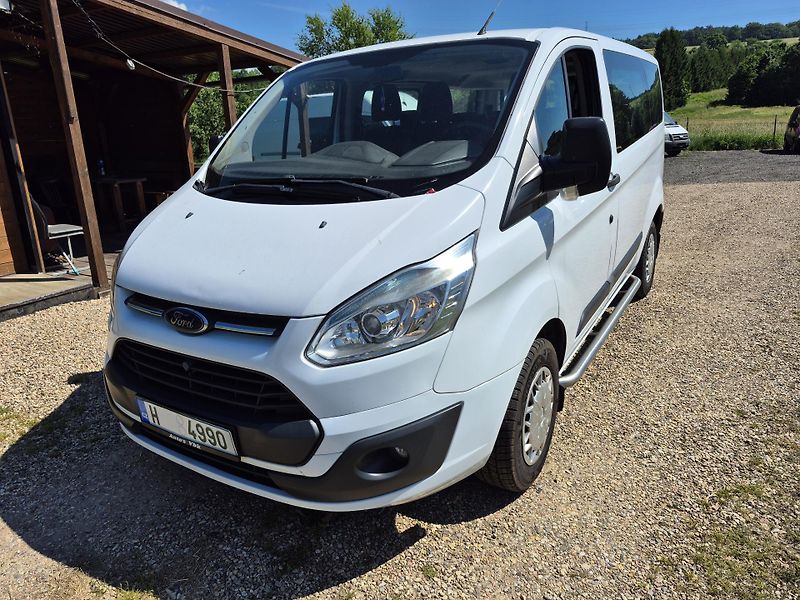 Ford Transit Custom (2014) 2.2 Tdci 9 míst  - fotka 9 z 22