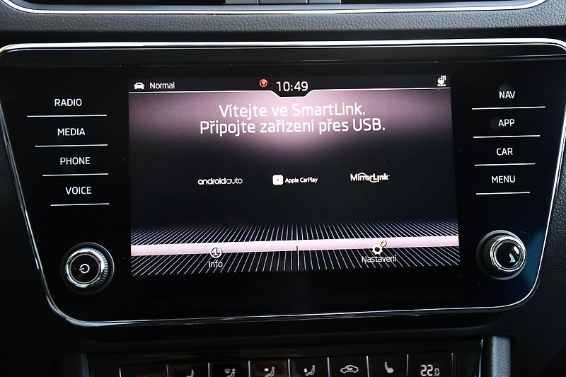 Škoda Superb 1,5TSi STYLE - fotka 43 z 57
