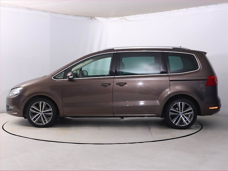 Volkswagen Sharan (2012) 2.0 TDI, Automat, Kůže, Navi - fotka 3 z 22