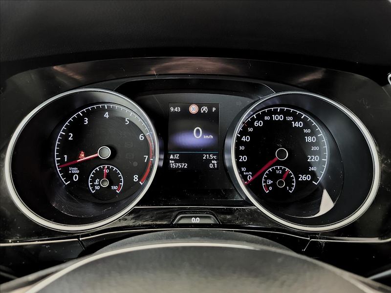 Volkswagen Touran 1,5 Již není k dispozici - fotka 23 z 50