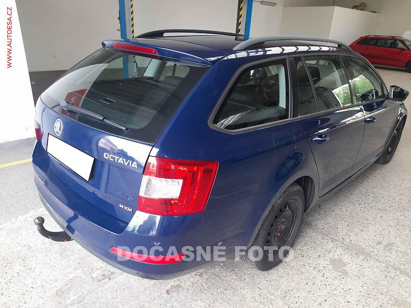 Škoda Octavia (2014) 1.6TDI - fotka 2 z 3