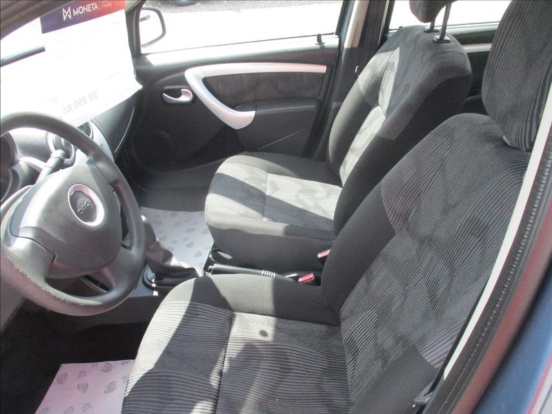 Dacia Sandero 1,4 i, klimatizace, serviska, - fotka 12 z 29