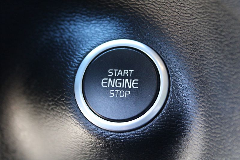 Volvo XC40 2,0 T4  1MAJ,4x4,MOMENTUM PRO - fotka 23 z 43