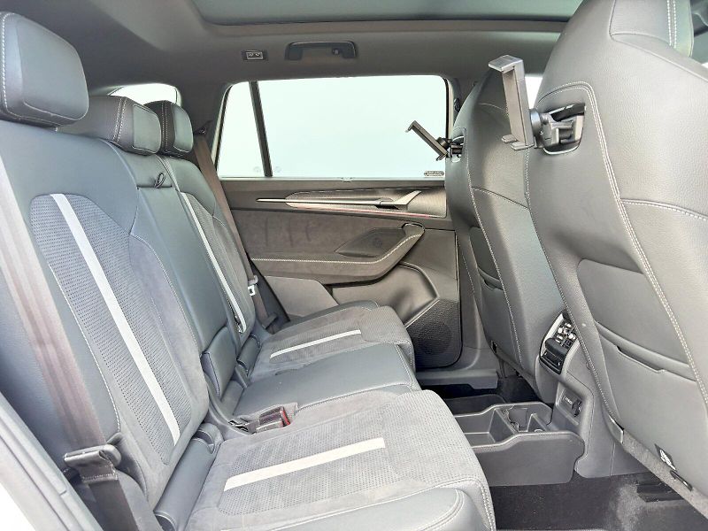 Škoda Kodiaq (2025) DSG 1.5 TSI / iV 150kW / SPORT - fotka 9 z 35
