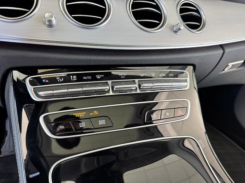 Mercedes-Benz Třídy E 300de 4MATIC*Webasto*Panorama - fotka 27 z 43
