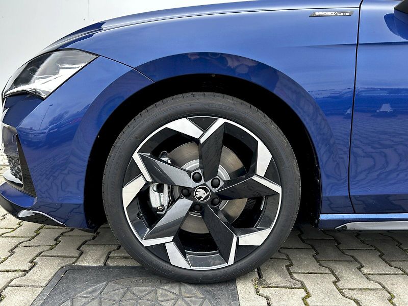 Škoda Superb (2025) 2.0 TSI 150kW DSG Sportline - fotka 33 z 35
