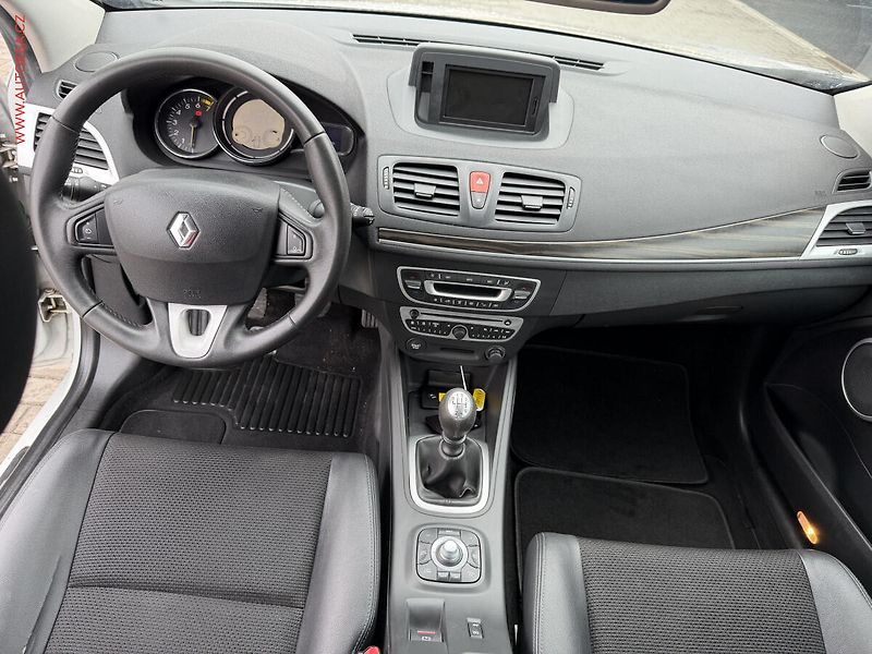 Renault Mégane (2010) 1.4TCe, Navi, +ALU - fotka 7 z 20