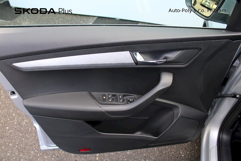 Škoda Karoq (2024) Drive 1.5TSI / 110kW 6°MP - fotka 9 z 21
