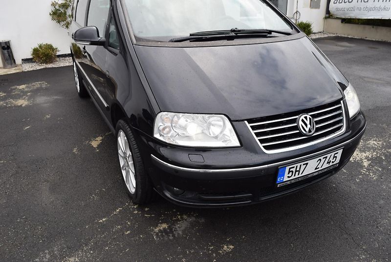 Volkswagen Sharan (2009) 1.9TDI 85kw 4MOTION BUSINESS  - fotka 4 z 43