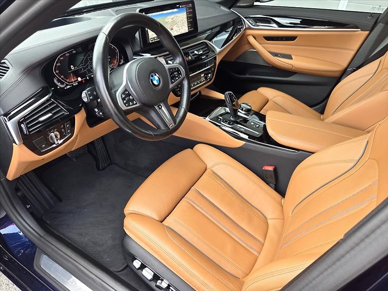 BMW Řada 5 3,0 540i xDrive Luxury Laser H - fotka 9 z 26