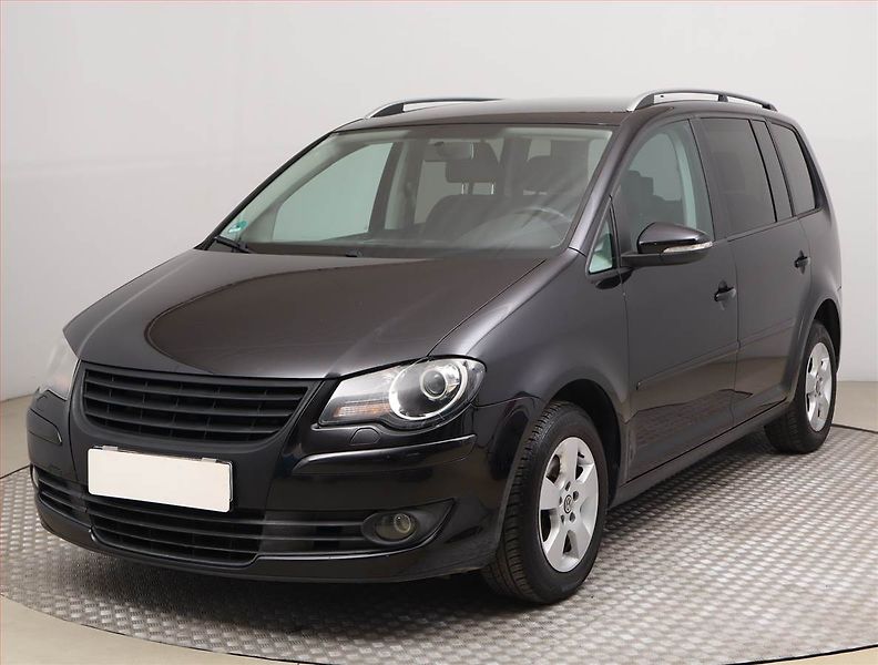 Volkswagen Touran (2009) 1.4 TSI, Navi, Tempomat - fotka 2 z 16