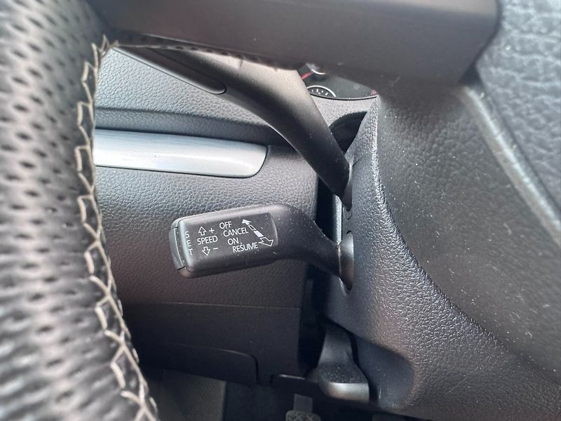 Volkswagen Sharan (2014) 2,0 TDI 130 KW ROZVODY 2. MAJ - fotka 22 z 45
