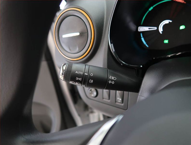 Dacia Spring (2022) Electric 45 (27 kWh), SoH 91% - fotka 20 z 22