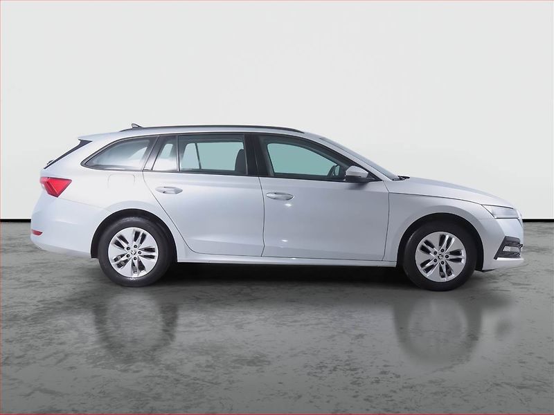 Škoda Octavia (2022) Ambition 2.0 TDI, ČR,1.maj - fotka 6 z 15