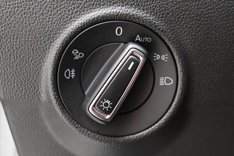 Volkswagen T-Roc 2,0 TDI 110kW DSG STYLE Záruka - fotka 26 z 31