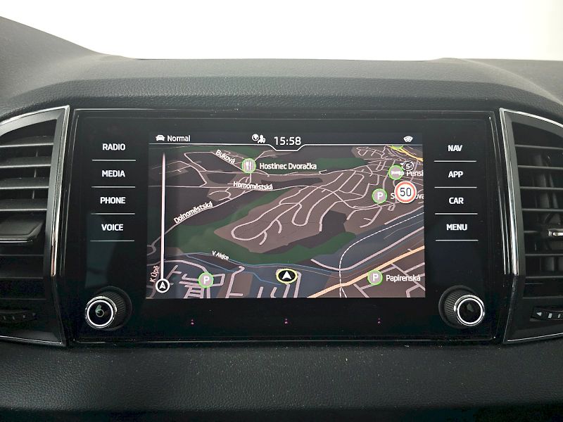 Škoda Karoq (2025) 1.5TSi 110kW DSG TOP SELECTION - fotka 20 z 31